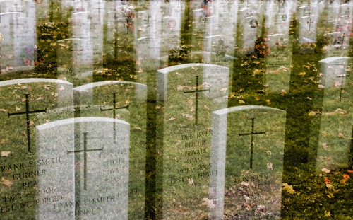 GHOSTLY GRAVES. Photo by Chris Klus