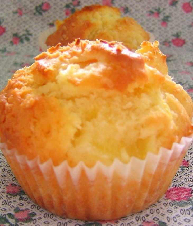 Pineapple Muffin